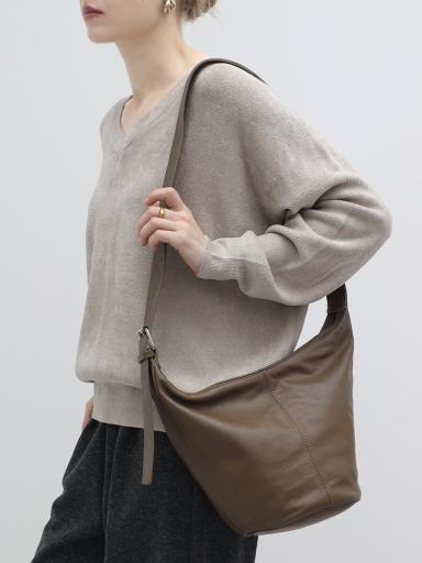 NOUER chicxショルダーバッグ
